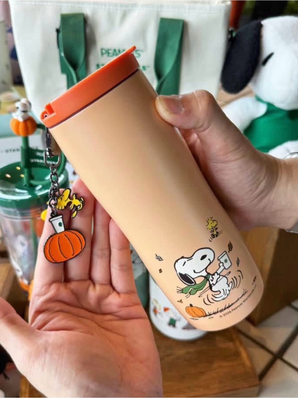 Authentic Starbucks x Peanuts Snoopy & Woodstock Orange Pumpkin Tumbler NWT - Picture 3 of 6